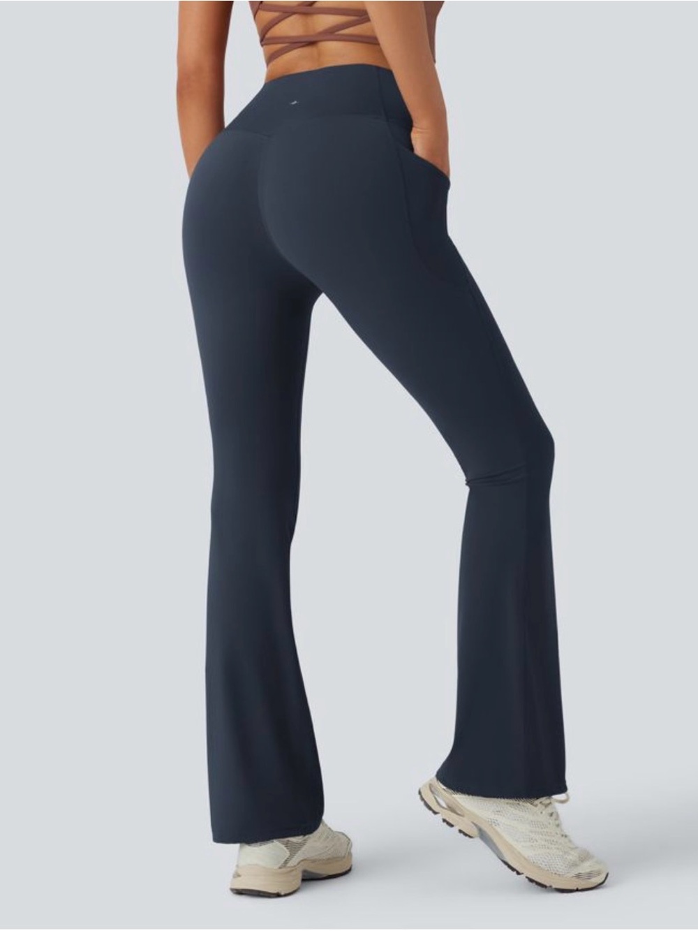 HALARA UltraSculpt High Waisted Bootcut Leggings with Pockets. NWT, Medium. - Picture 2 of 13